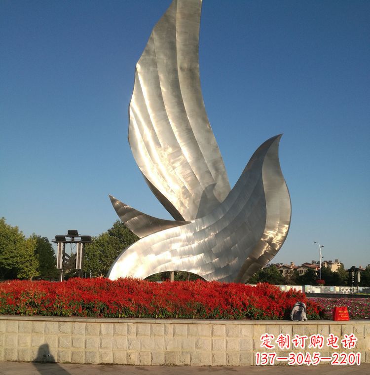 河源北戴河奥林匹克公园鸽子雕塑