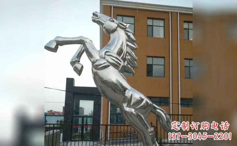 河源奔马不锈钢雕塑