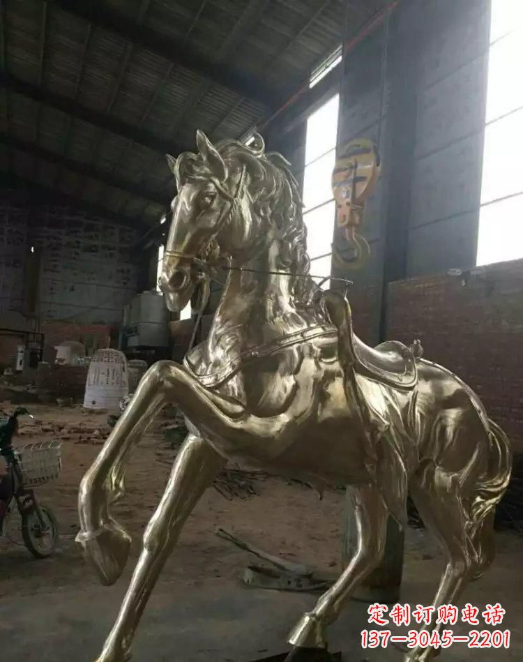 河源奔马铜雕