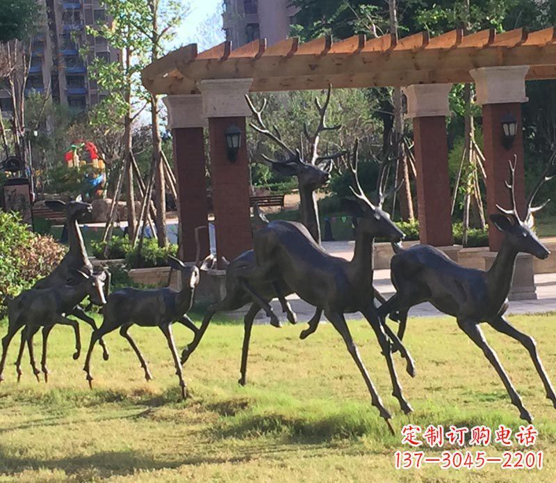 河源奔跑的梅花鹿公园动物铜雕