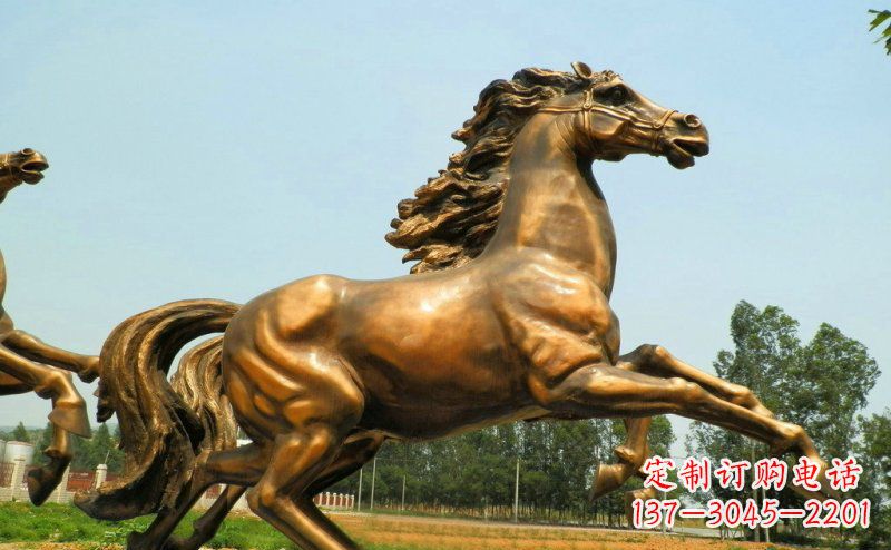 河源奔腾的马公园玻璃钢仿铜动物雕塑