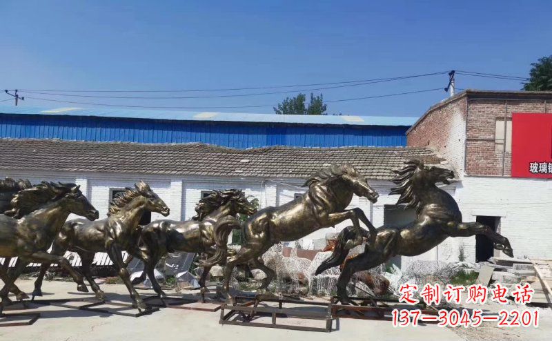 河源奔腾马群铜雕