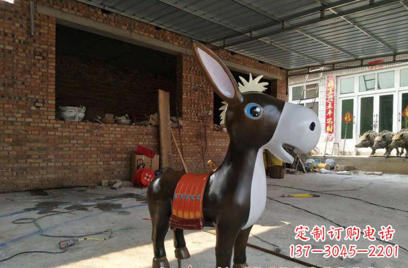 河源玻璃钢卡通小毛驴雕塑