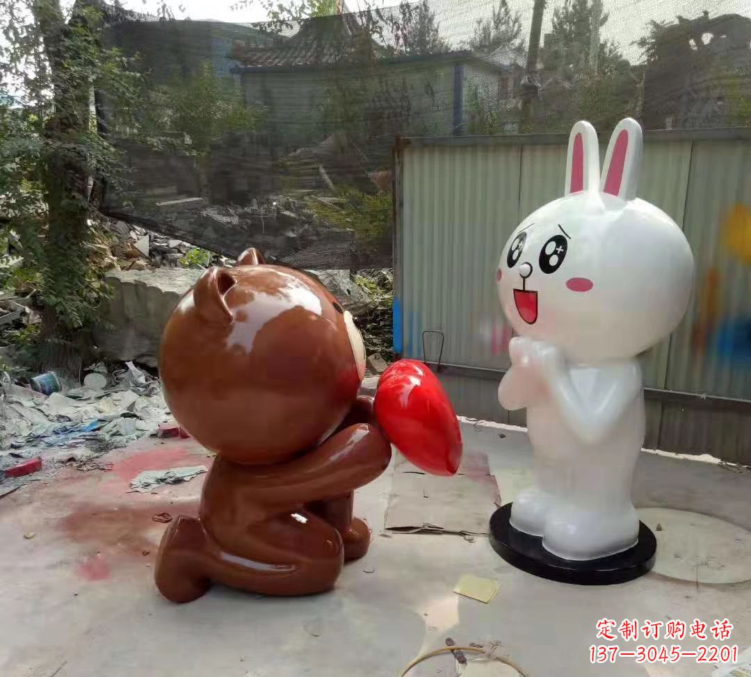 河源玻璃钢卡通熊猫雕塑公园卡通动物雕塑