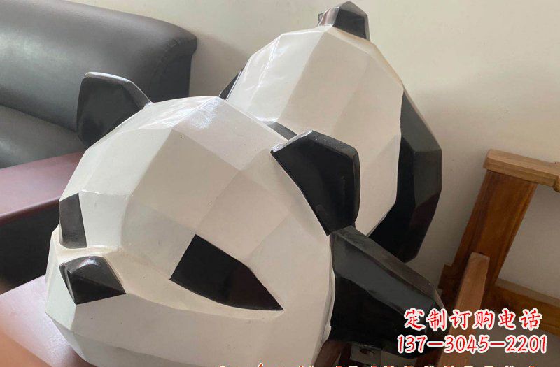 河源玻璃钢切面熊猫雕塑