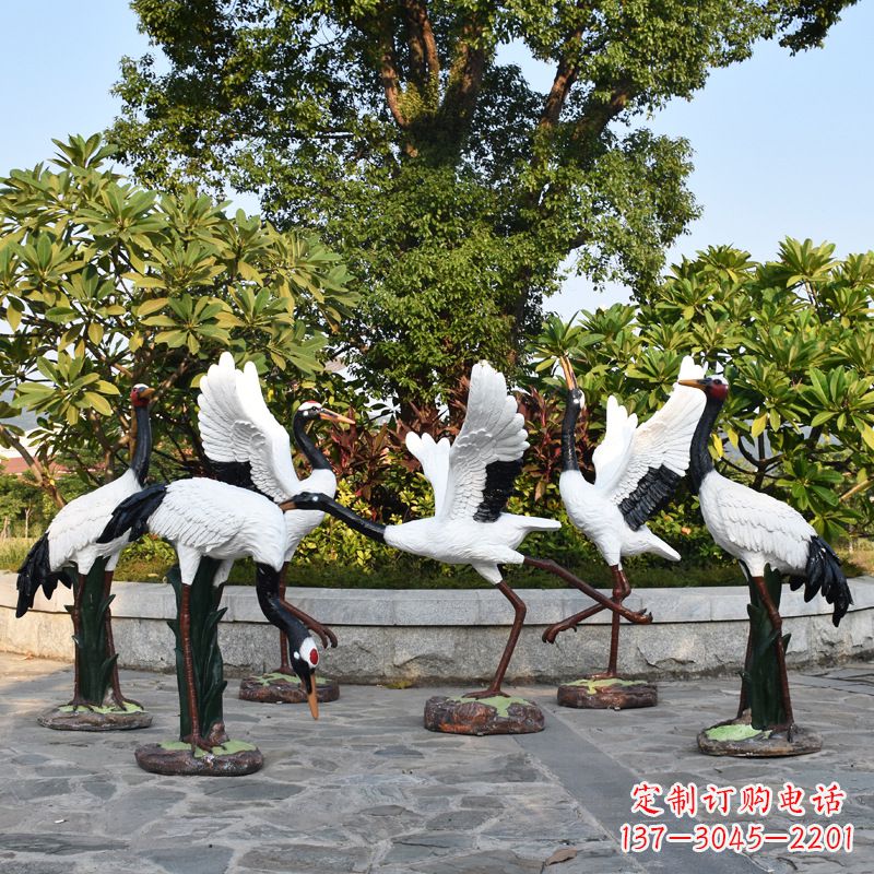 河源玻璃钢写实仙鹤雕塑