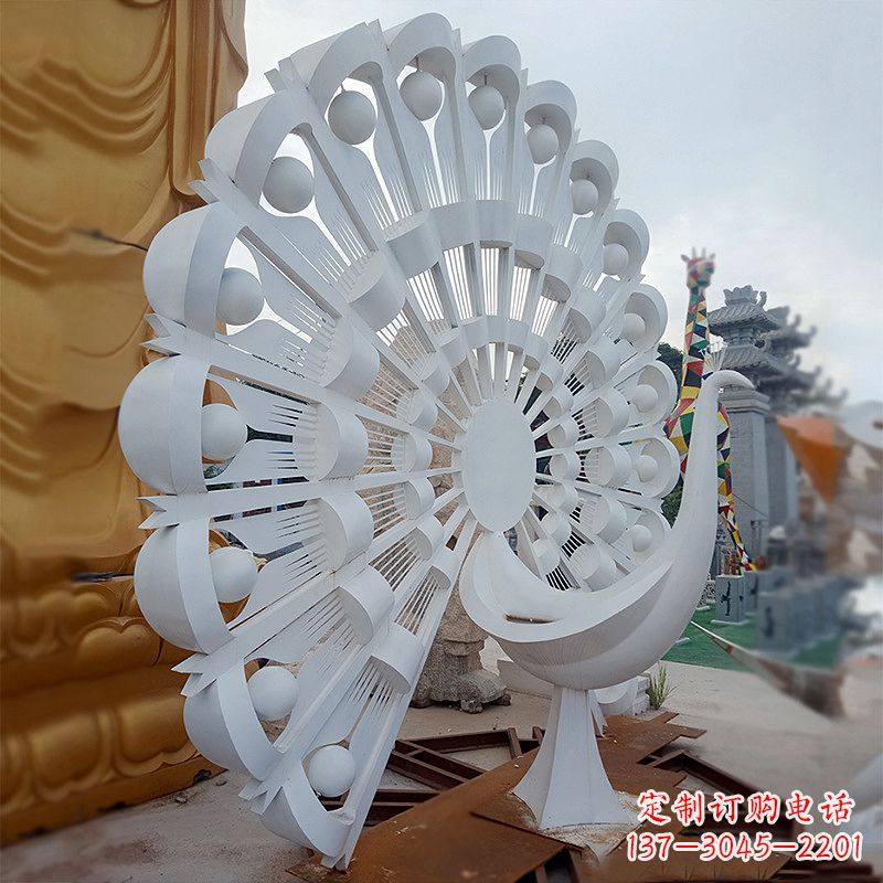 河源不锈钢抽象孔雀雕塑