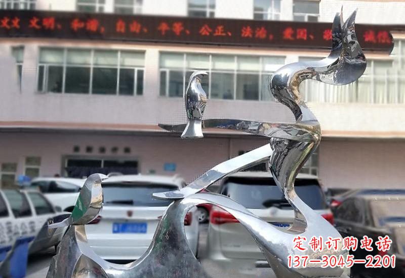 河源不锈钢抽象人物和平鸽雕塑