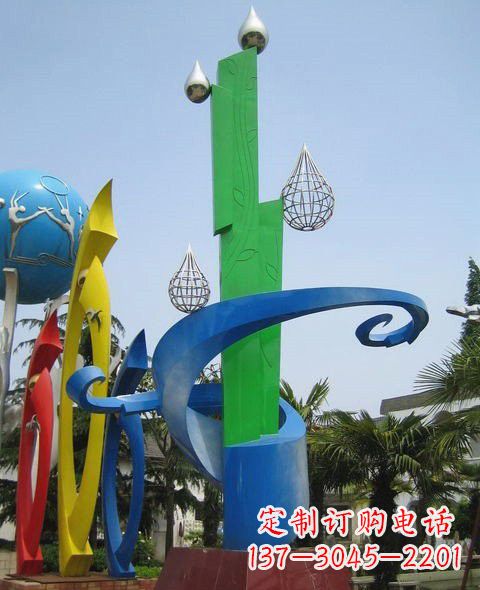 河源不锈钢抽象水滴和植物雕塑