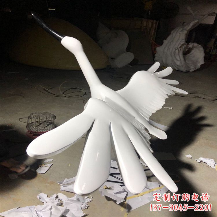 河源不锈钢丹顶鹤雕塑