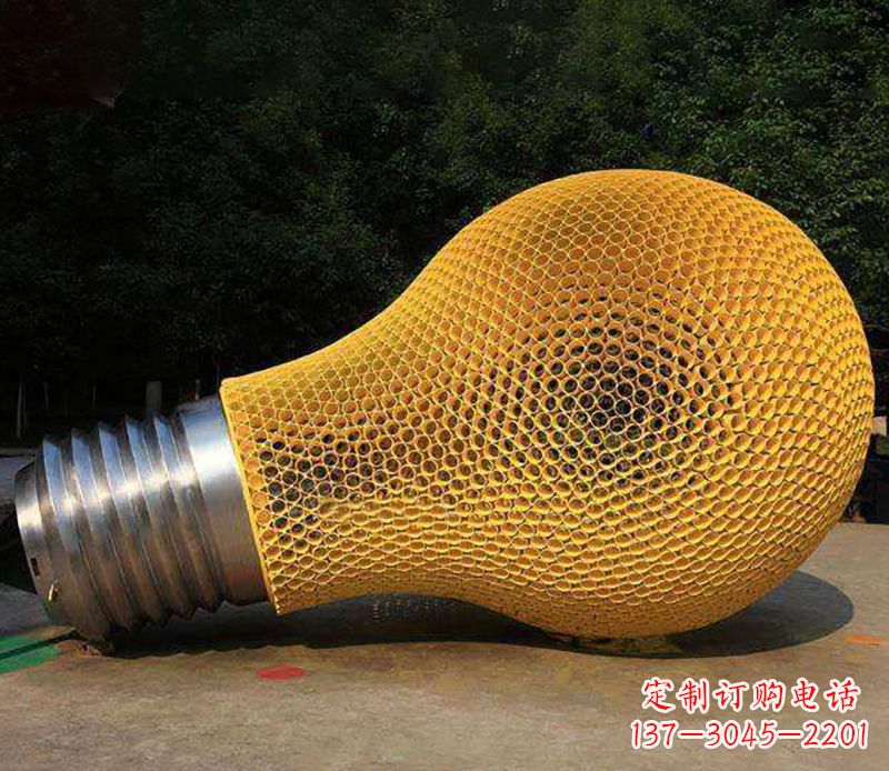河源不锈钢灯泡景观雕塑