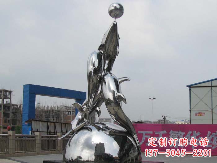 河源不锈钢动物三个海豚雕塑