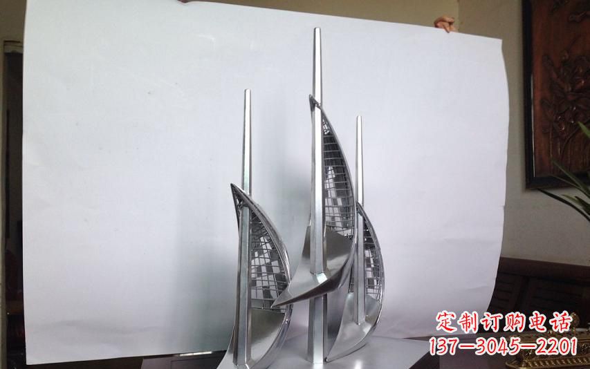 河源不锈钢帆船雕塑传承精神的象征