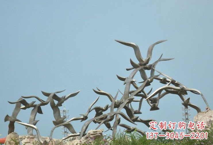 河源不锈钢大雁雕塑一只翱翔天际的艺术品