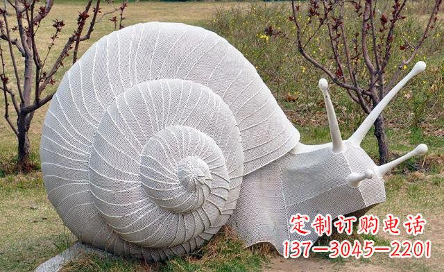 河源不锈钢公园抽象蜗牛雕塑