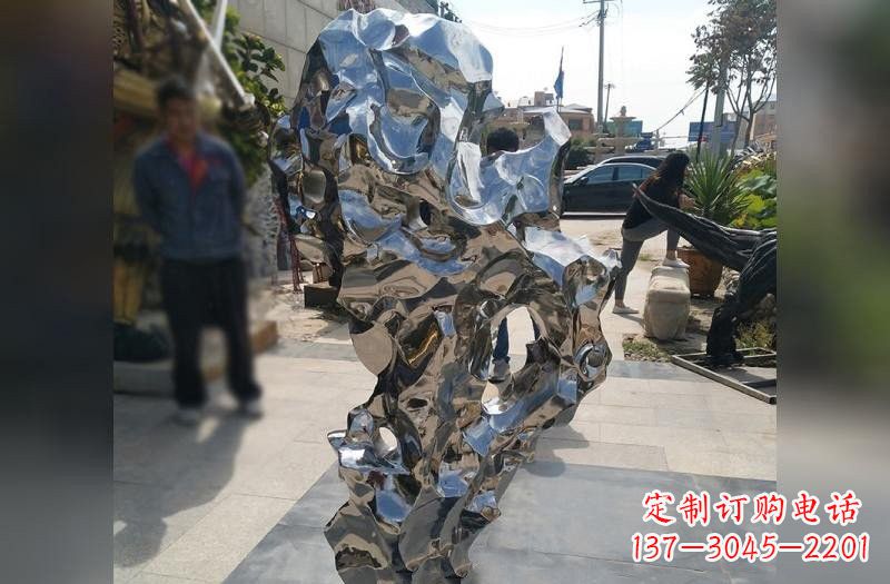 河源不锈钢公园镜面太湖石