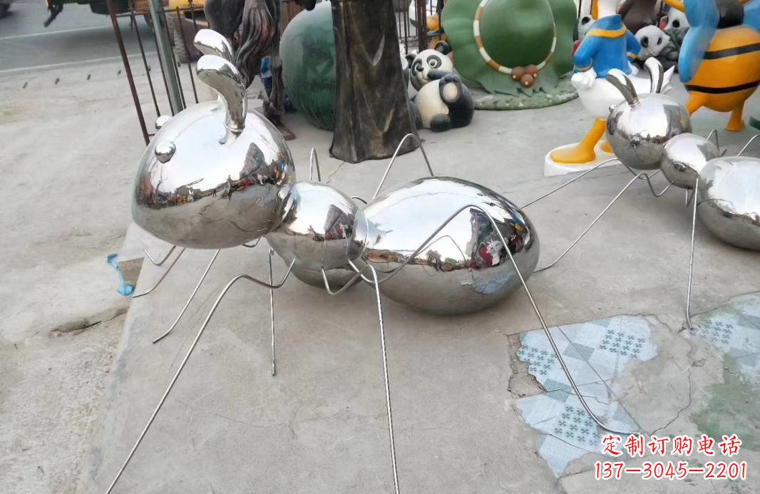 河源精致雕塑——不锈钢蚂蚁