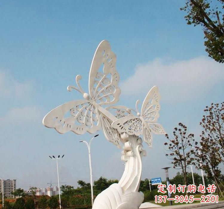 河源不锈钢广场蝴蝶雕塑