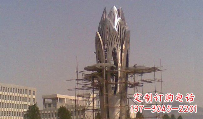河源不锈钢火炬雕塑精致而又耐用