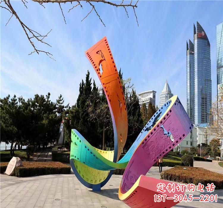 河源不锈钢胶卷雕塑
