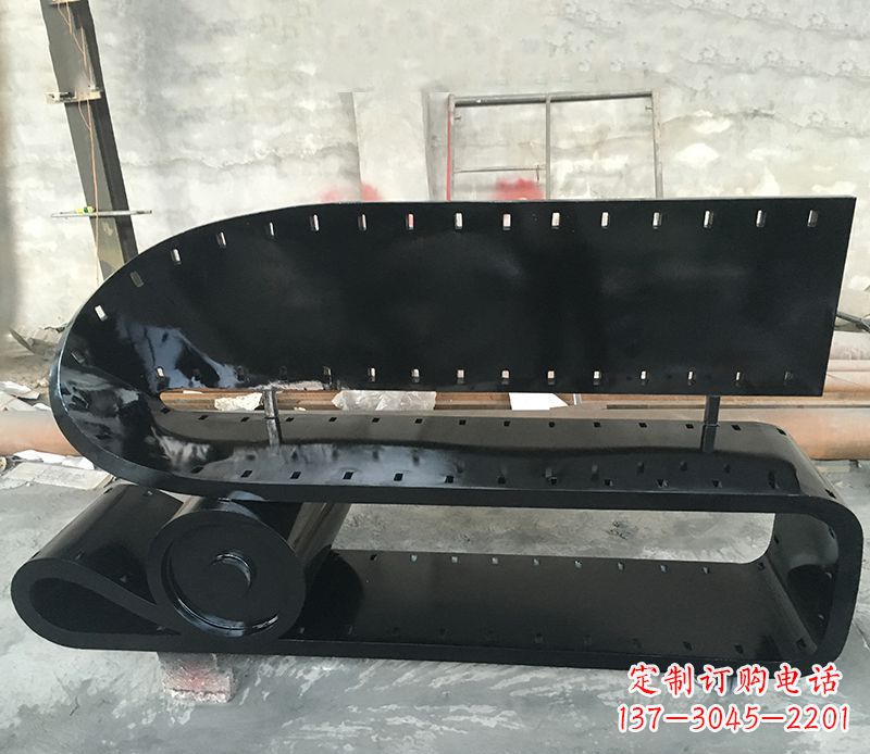 河源不锈钢胶卷座椅雕塑