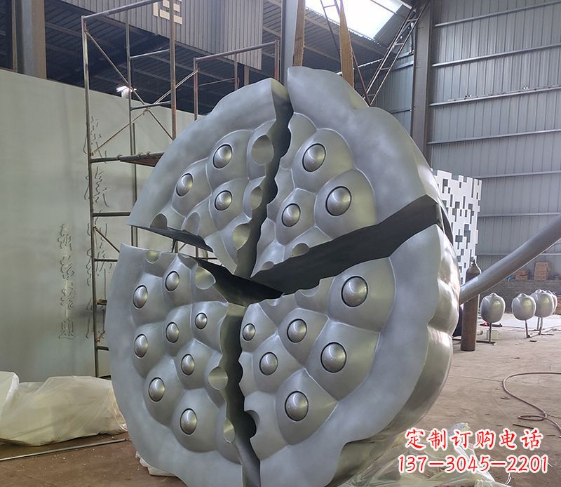 河源不锈钢莲蓬雕塑精美外形 引人入胜