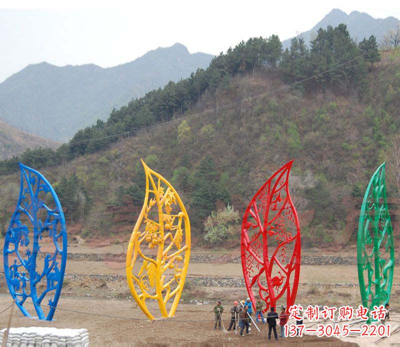 河源不锈钢镂空树叶景观雕塑1