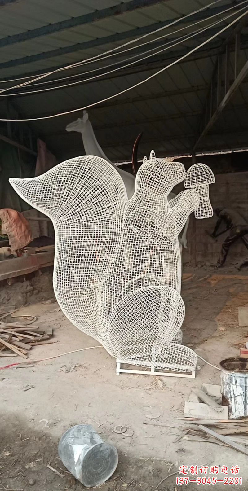 河源不锈钢松鼠雕塑精美的艺术作品