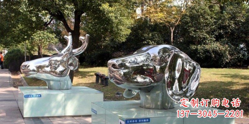 河源不锈钢鹿和狗头公园雕塑