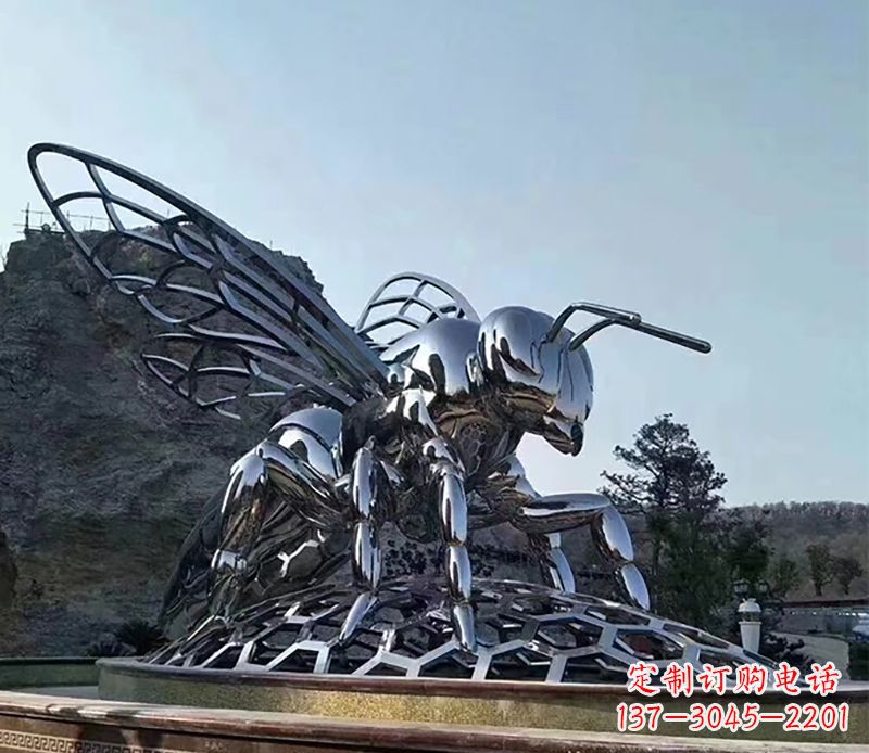 河源不锈钢蜜蜂雕塑精美雕塑点缀环境