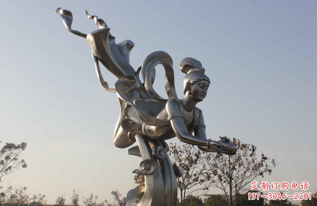 河源蟠桃祈福精美不锈钢雕塑