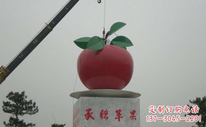 河源精致不锈钢苹果雕塑