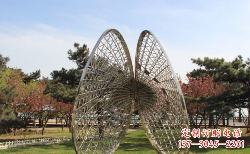 河源扇贝雕塑给公园带来清新之美