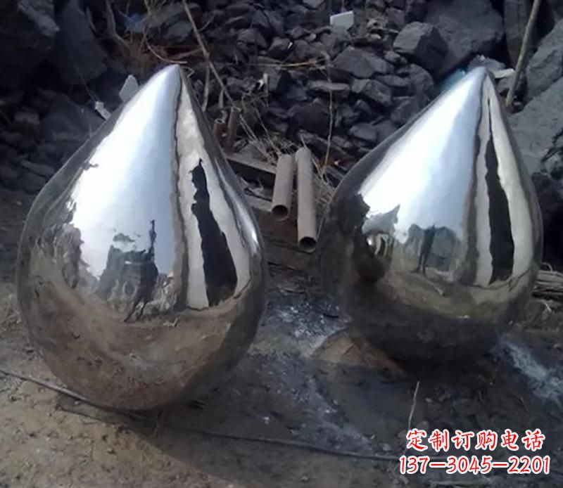 河源不锈钢水滴雕塑美丽绽放