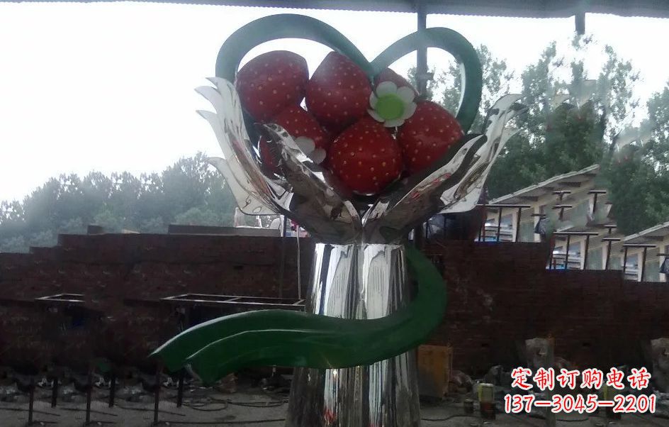 河源不锈钢水果雕塑精美绝伦
