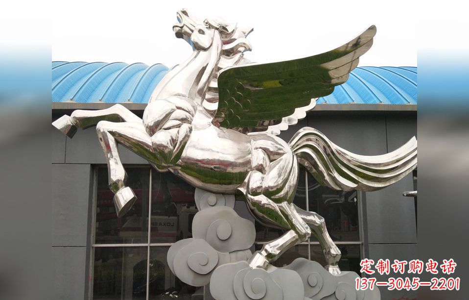 河源不锈钢踏祥云的飞马雕塑