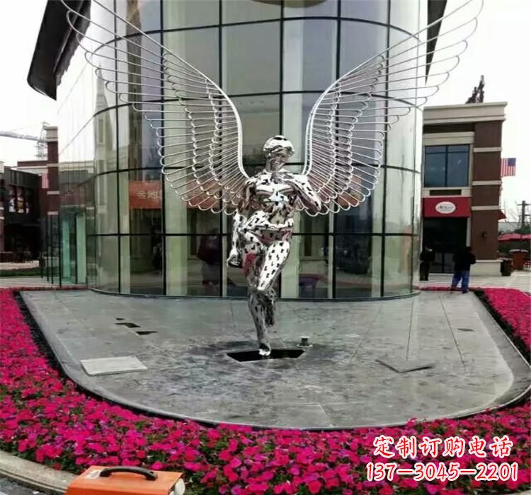河源不锈钢天使雕塑传递着爱的美丽