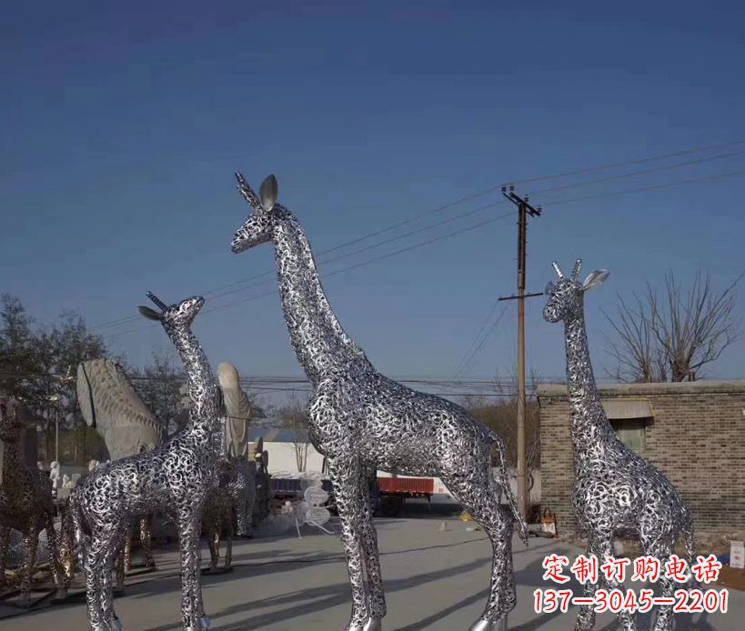 河源不锈钢镂空雕塑长颈鹿