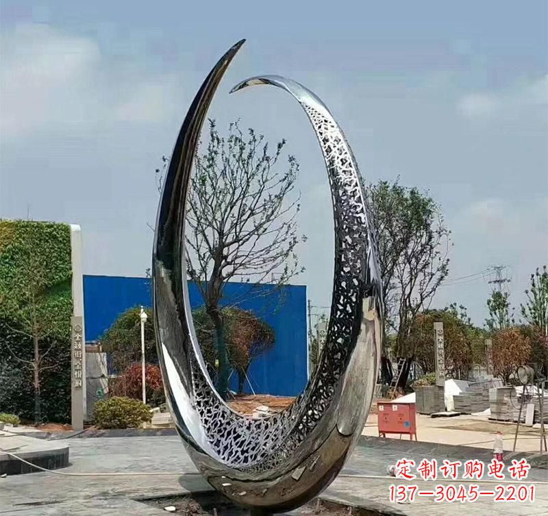 河源不锈钢圆环雕塑将艺术与实用结合