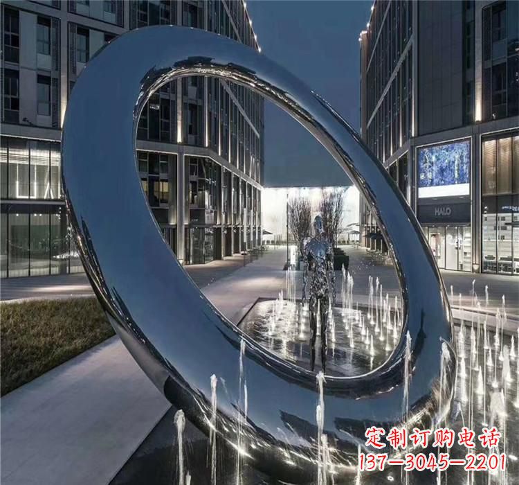 河源圆环景观雕塑令人惊叹的视觉奇观