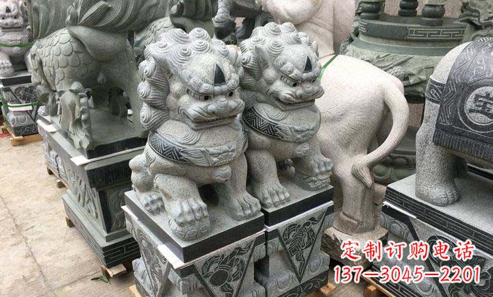 河源瑞士狮子门口雕塑
