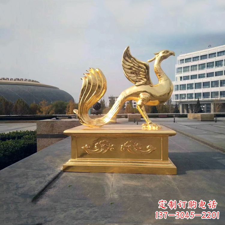 河源城市广场的朱雀雕塑