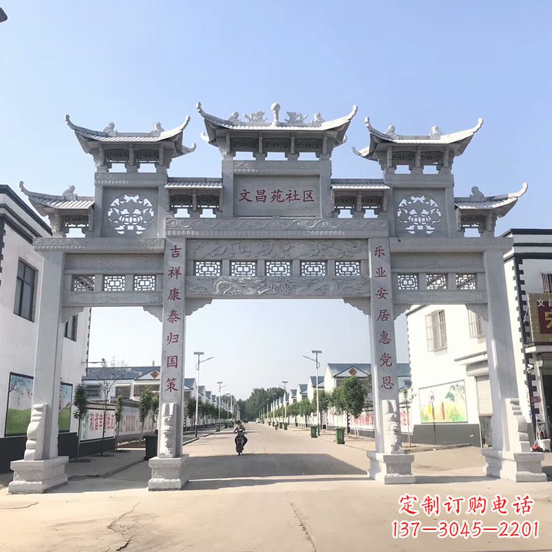 河源社区四柱雕塑——缅怀老北京的文化精髓