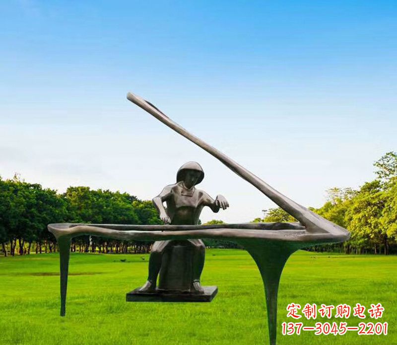河源钢琴之音铸成雕塑
