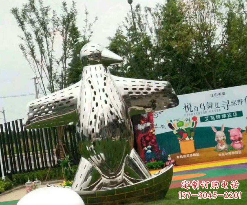 河源企鹅的精美雕塑