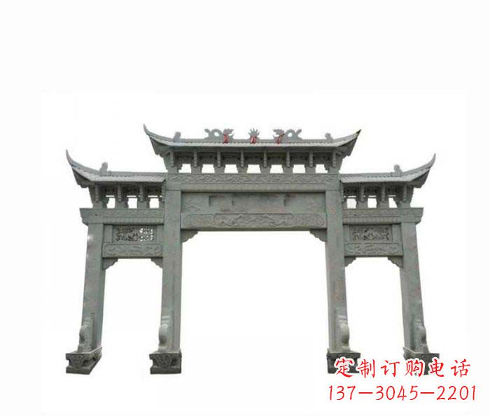 河源牌楼上的雕塑
