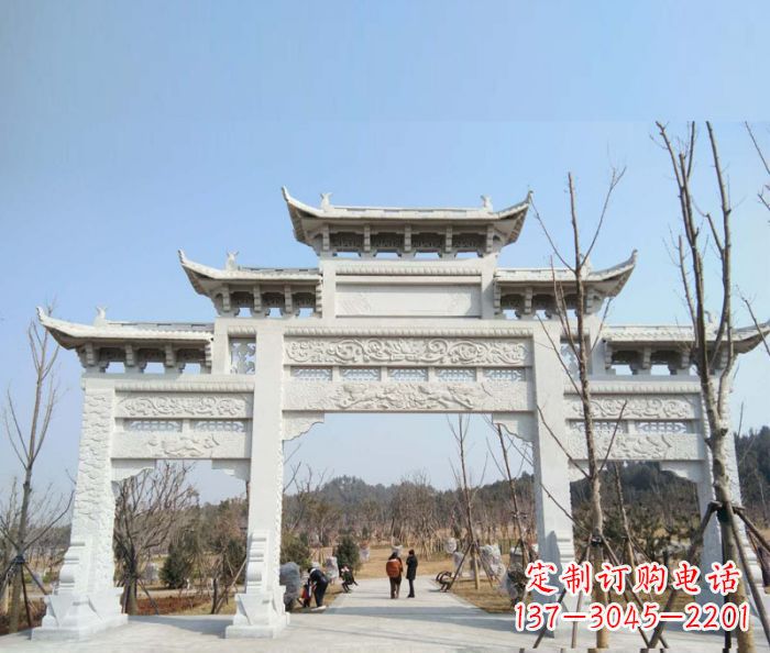 河源“村口三门石雕牌楼”——悠久历史的见证