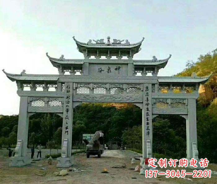 河源村口石雕牌楼千百年文化瑰宝