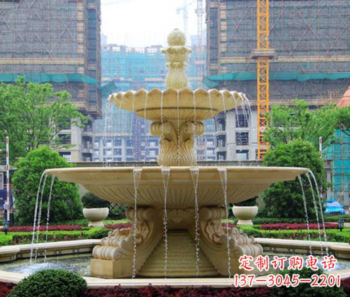 河源其艺术风格特征及文化内涵。