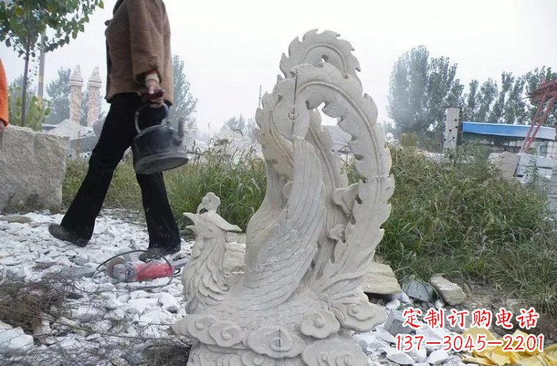 河源凤凰雕塑传承瑰丽的古老文化